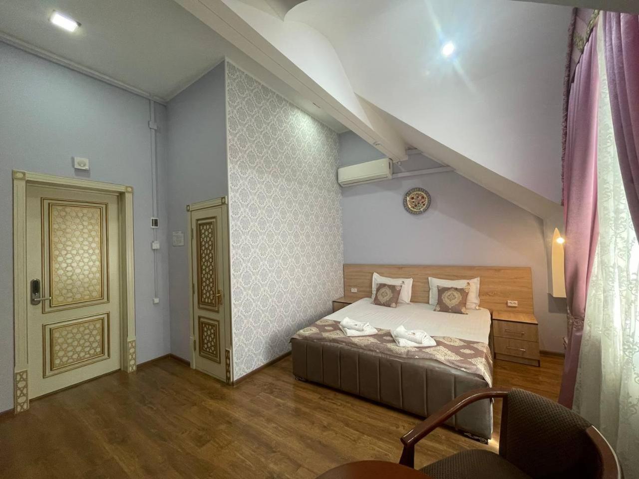 Eurasia Business Hotel ブハラ エクステリア 写真